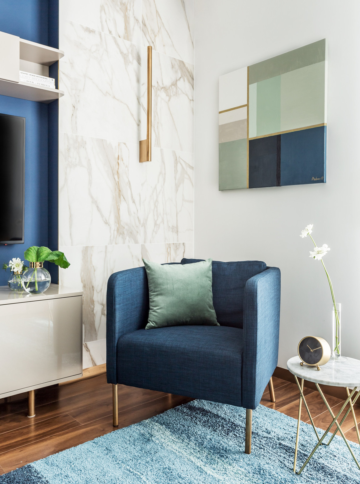 Golden Line Apartment