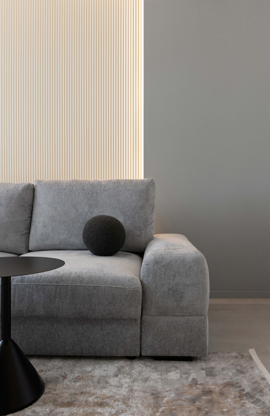 черно-белое