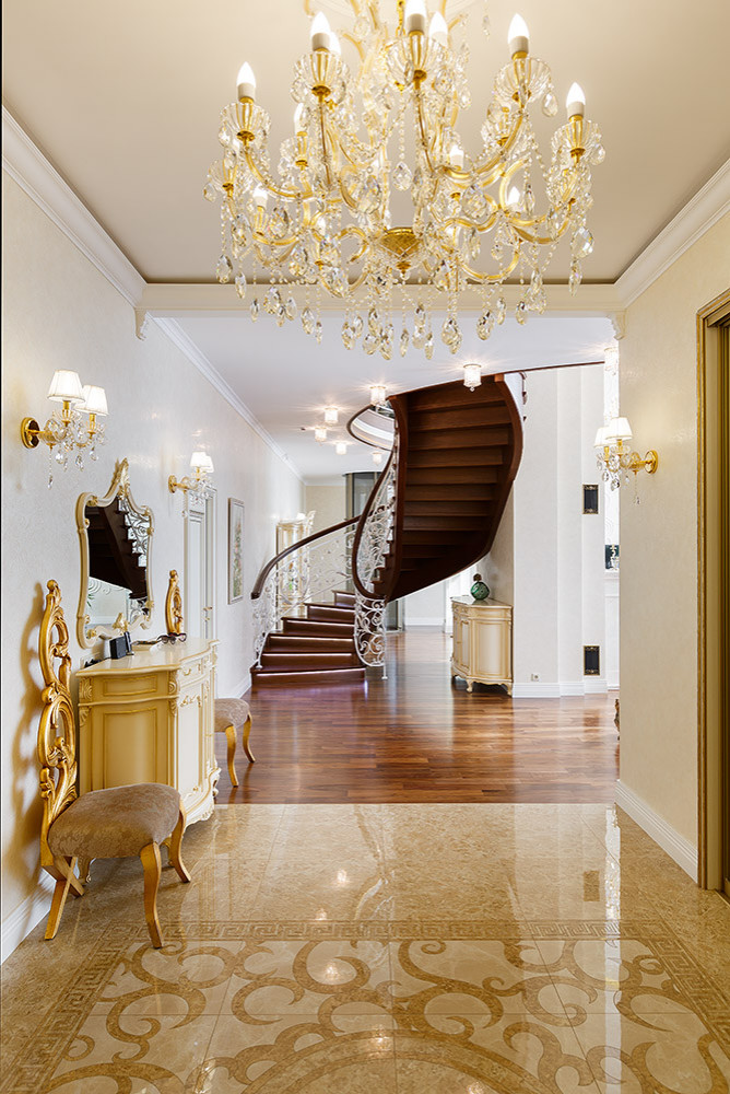 квартира с лифтом