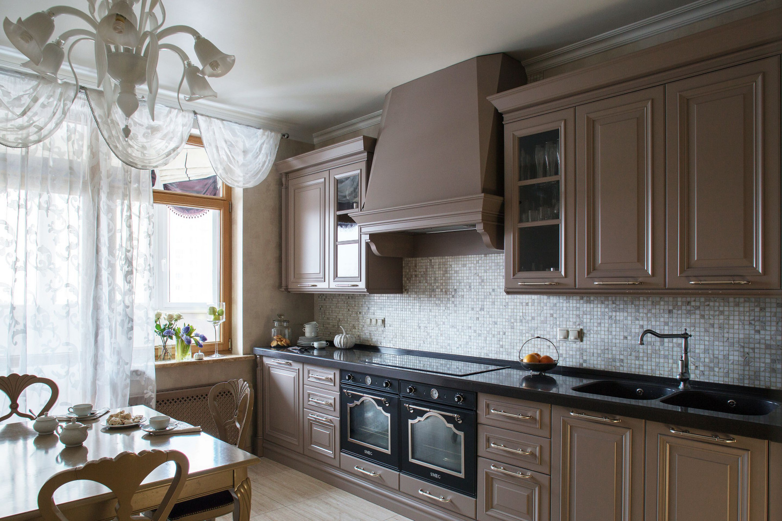 Красивая классическая квартира от Людмилы Пожидаевой