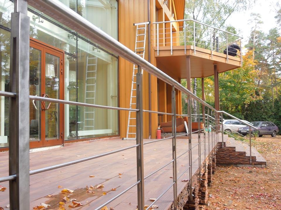 Нержавеющие перила террасы