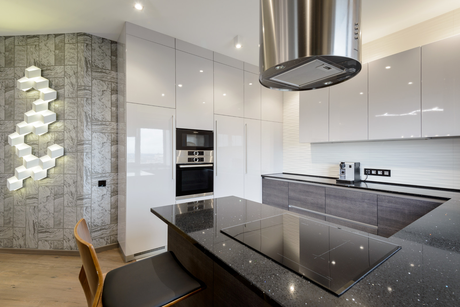 Большая квартира в современном стиле