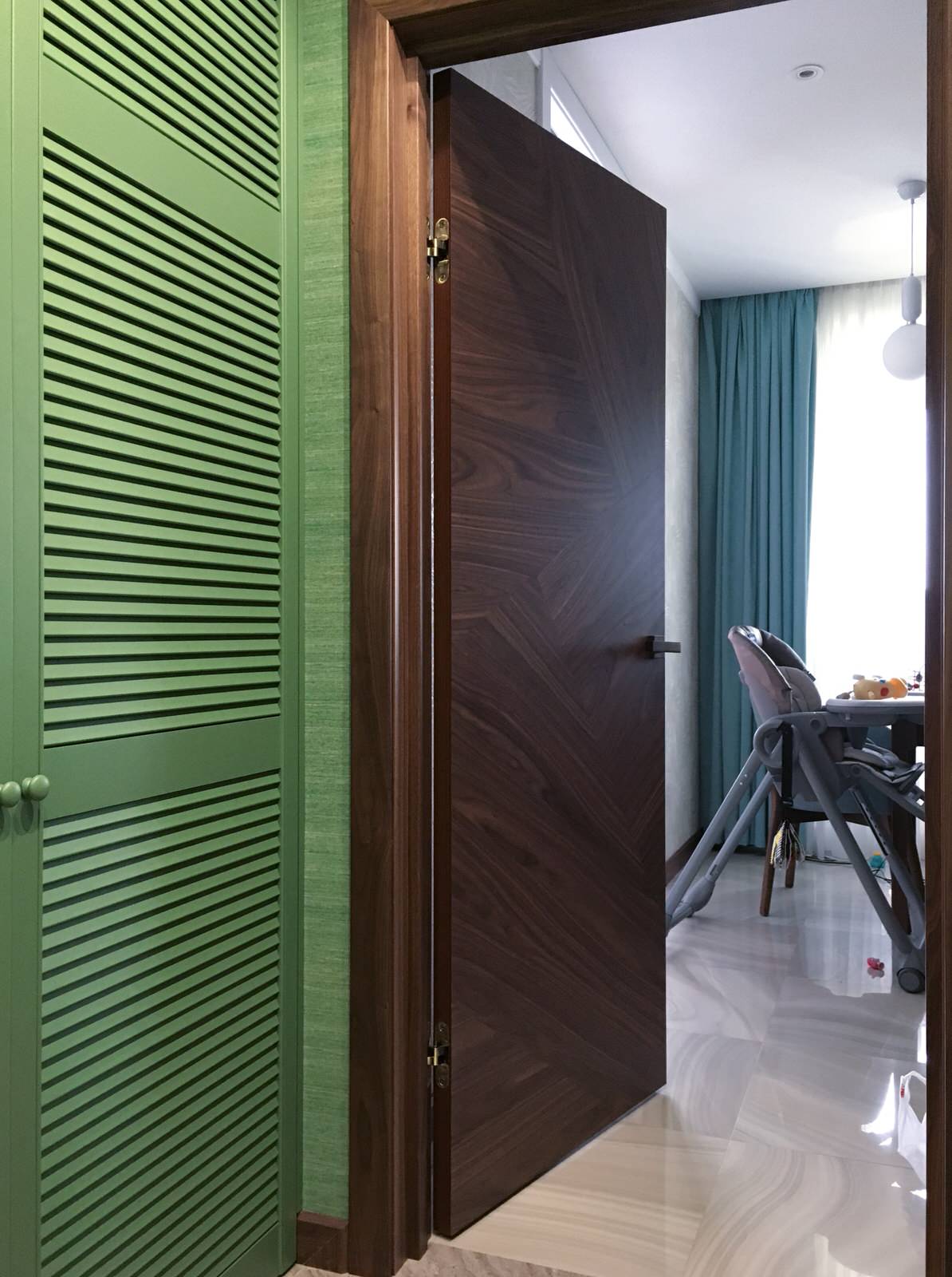 Жалюзийные двери в постирочную для Лидии