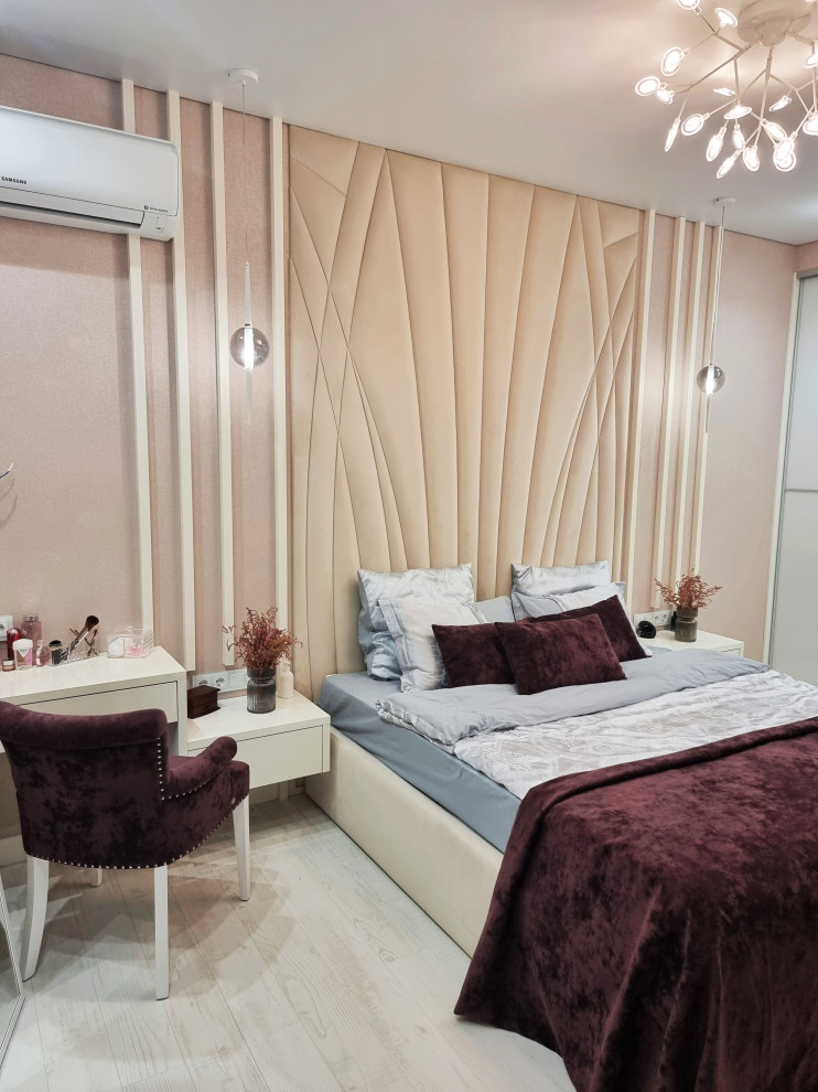 Обложка проекта: Реализованный проект спальни с мягкой панелью