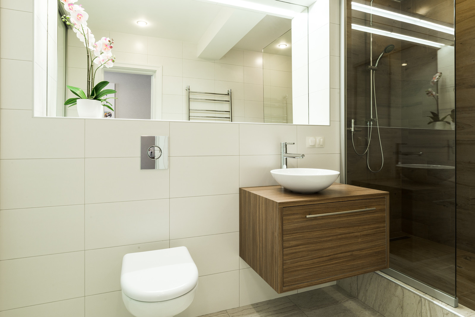 КВАРТИРА ДЛЯ ХОЛОСТЯКА