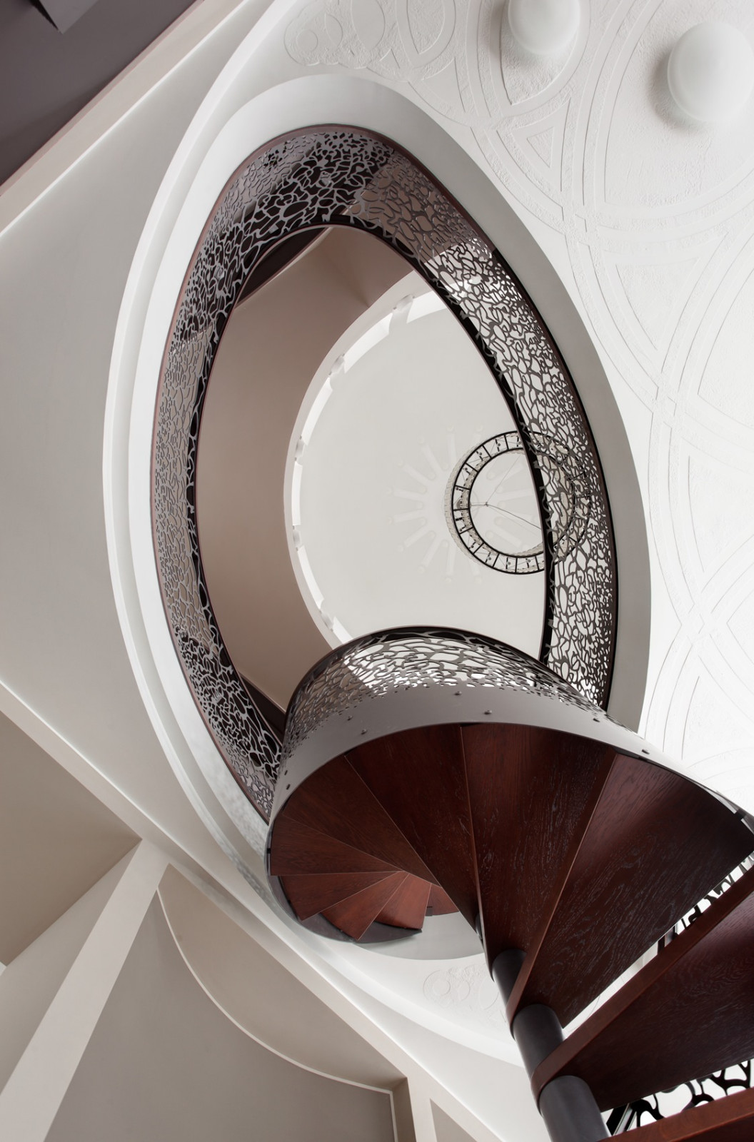 Просто фото: 28 необычных лестниц