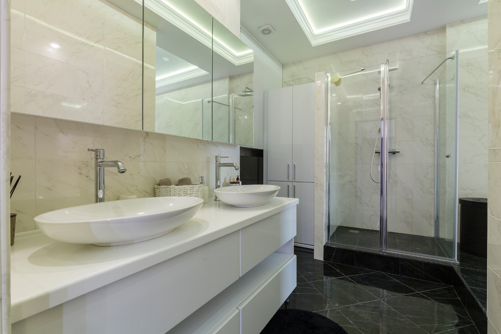 STYLISH LUX APARTMENT IN THE HEART OF THE CITY