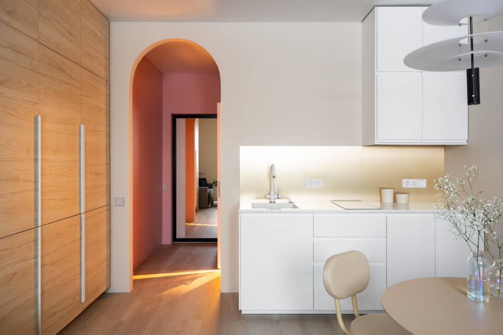 Houzz тур: 24 кв.м — студия с розовой прихожей и видом на Неву