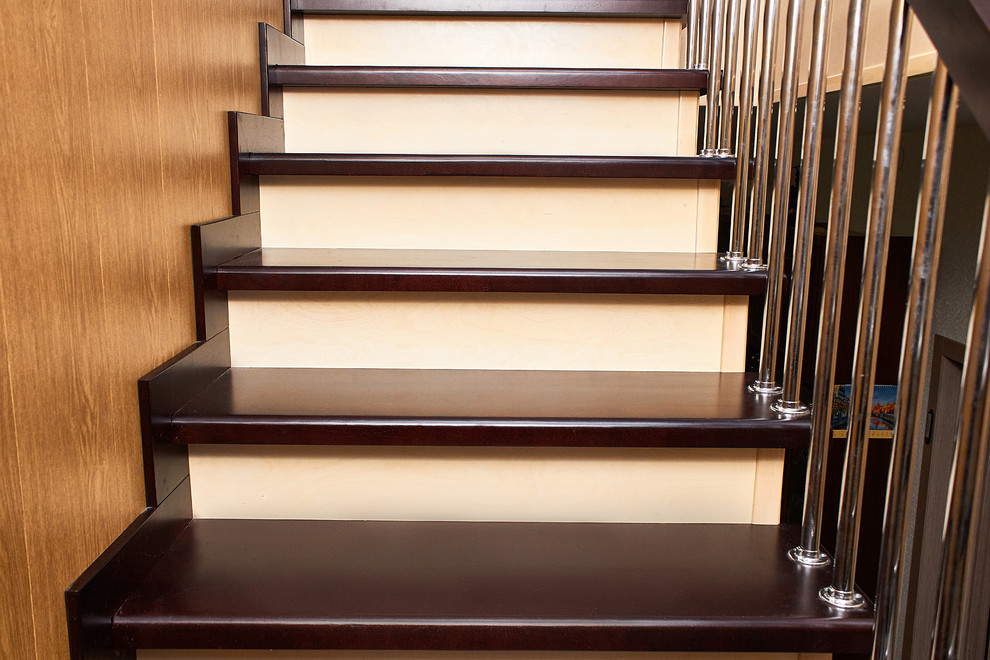 Лестница со шкафом