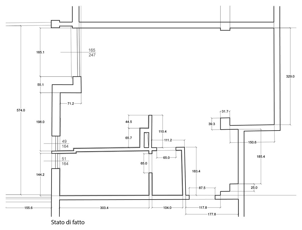 До и после: Студия с двумя спальнями... в шкафу