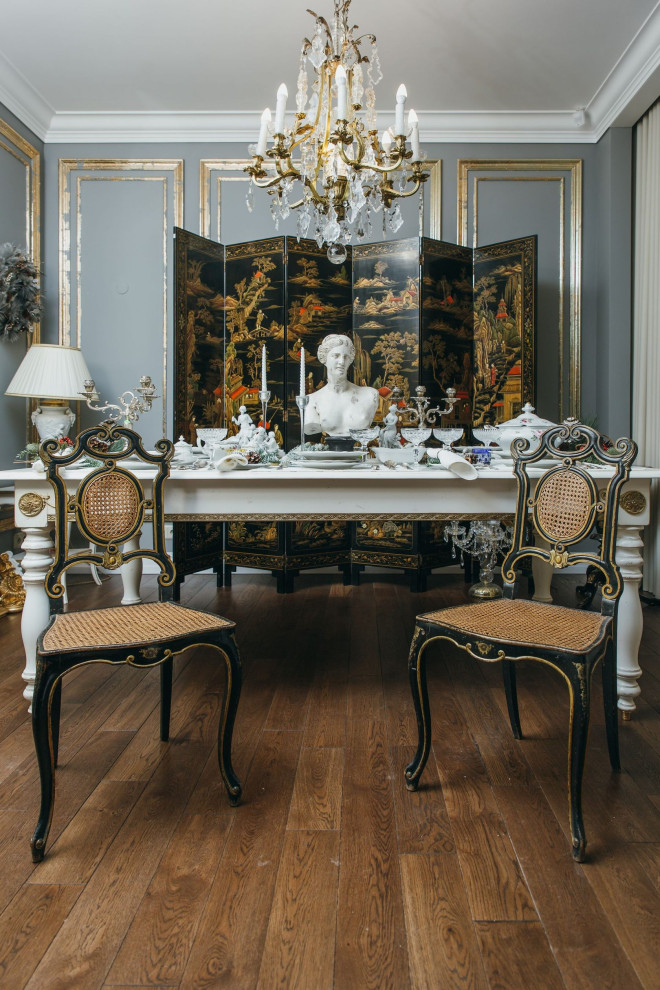 Салон предметов интерьера и антиквариата в Москве