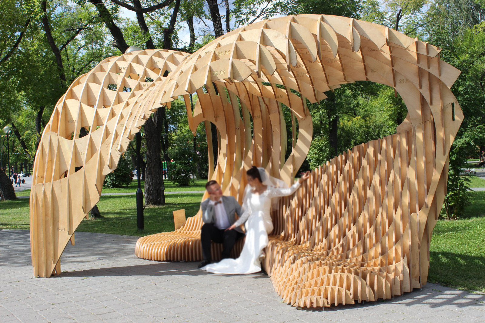 Обложка проекта: Параметрическая лавочка-навес