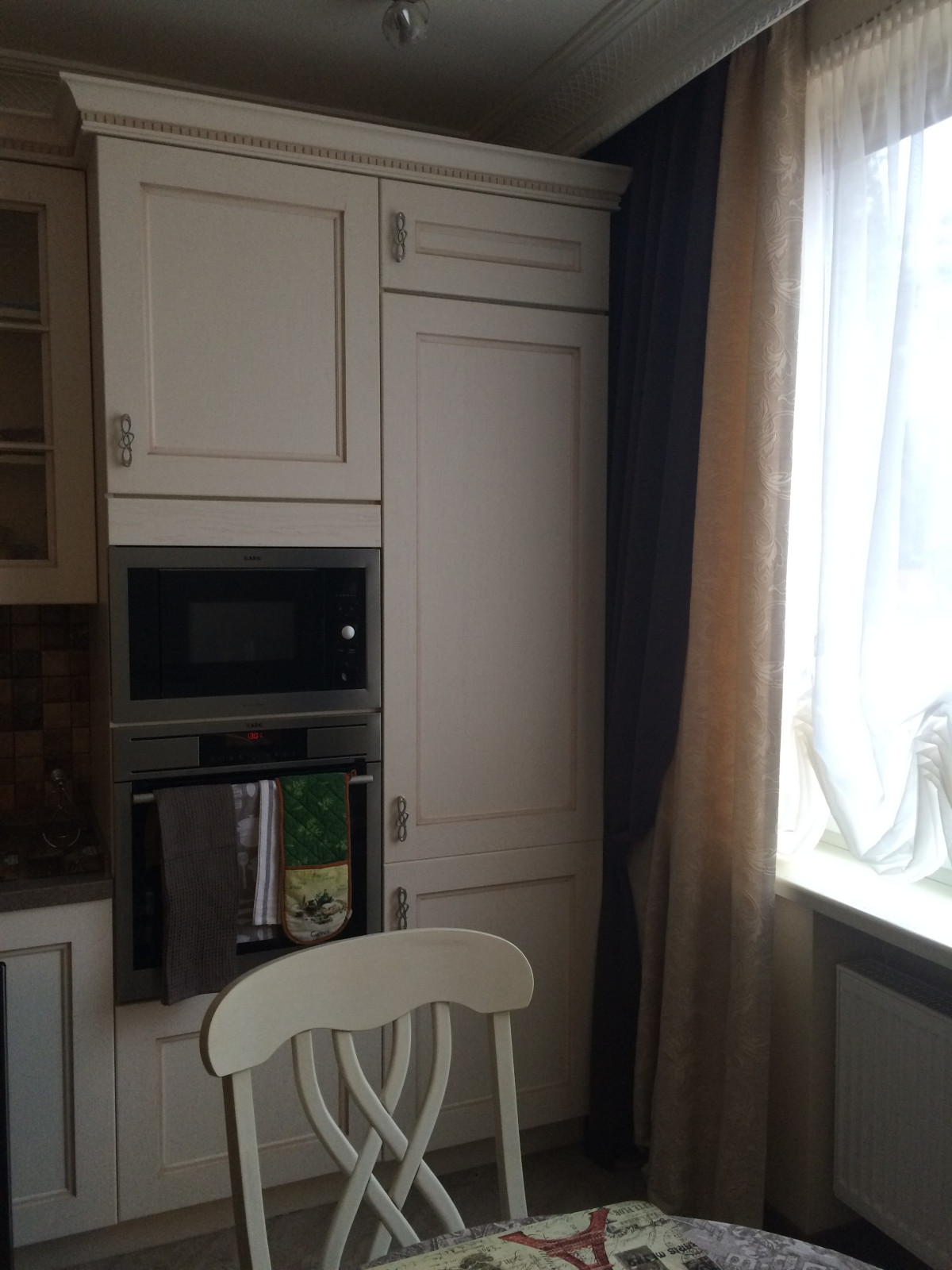 Кухонный гарнитур в классическом стиле