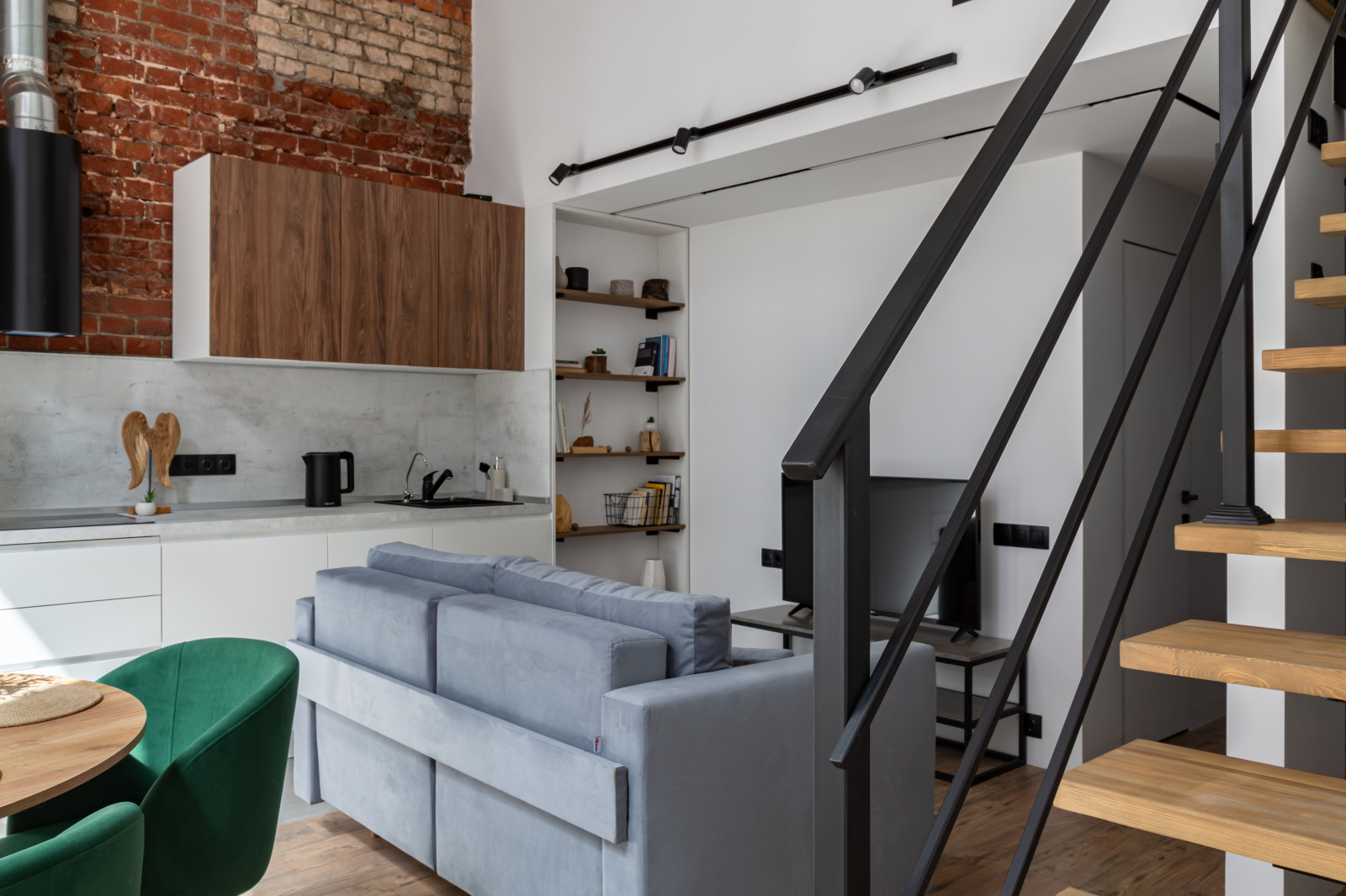 Houzz тур: Двухуровневые апартаменты в здании 1914 года