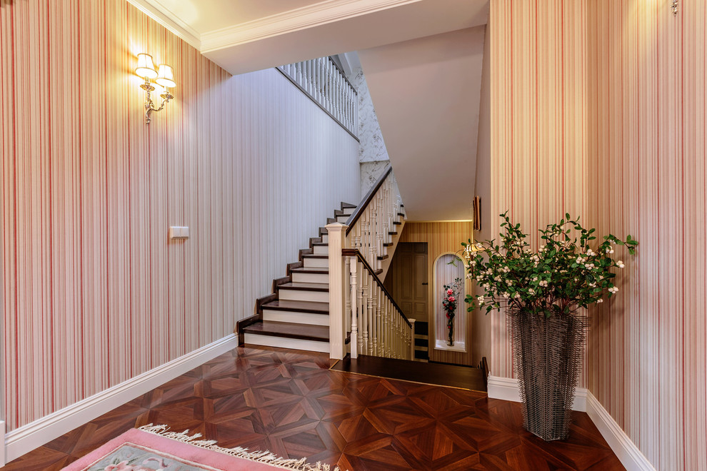 Английское чаепитие (Дом в поселке Зеленый мыс)