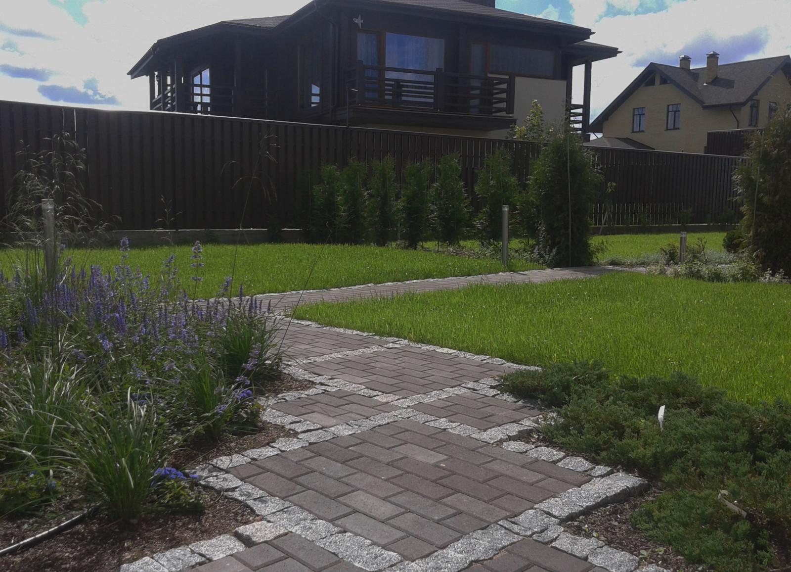 Маленький сад в Колтушах