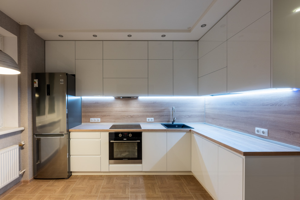 Кухня с интегрированными ручками