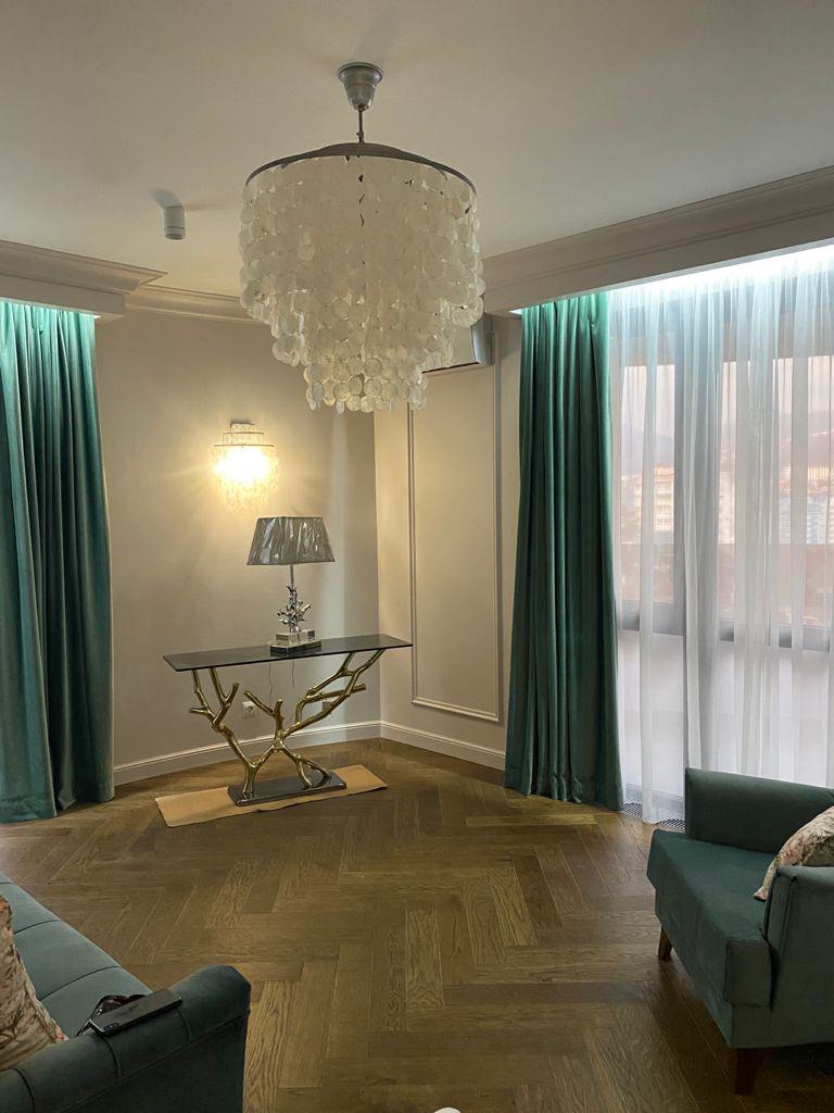 Обложка проекта: THE HOLIDAY APARTMENTS