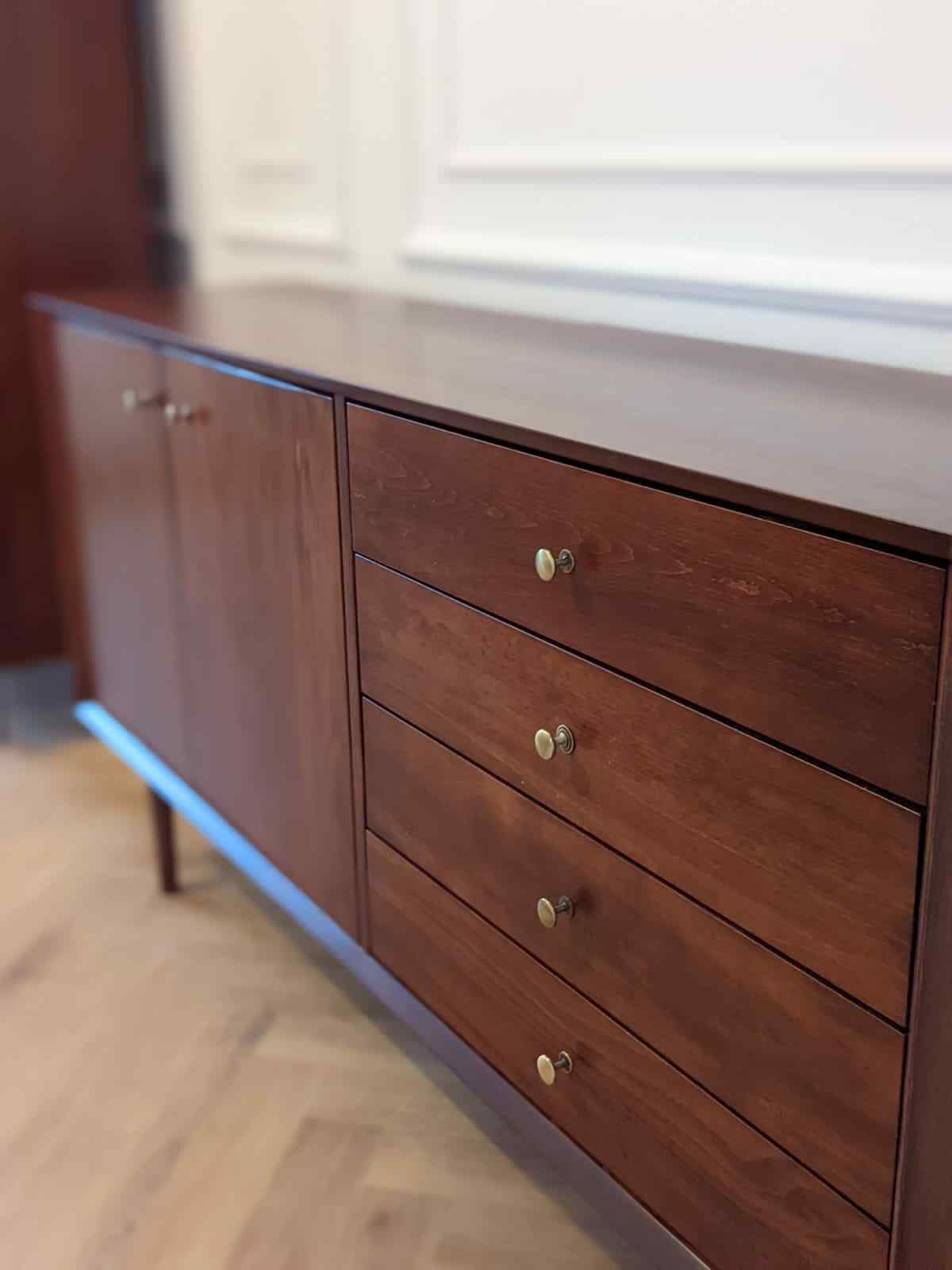 Интерьер в стиле mid-century modern