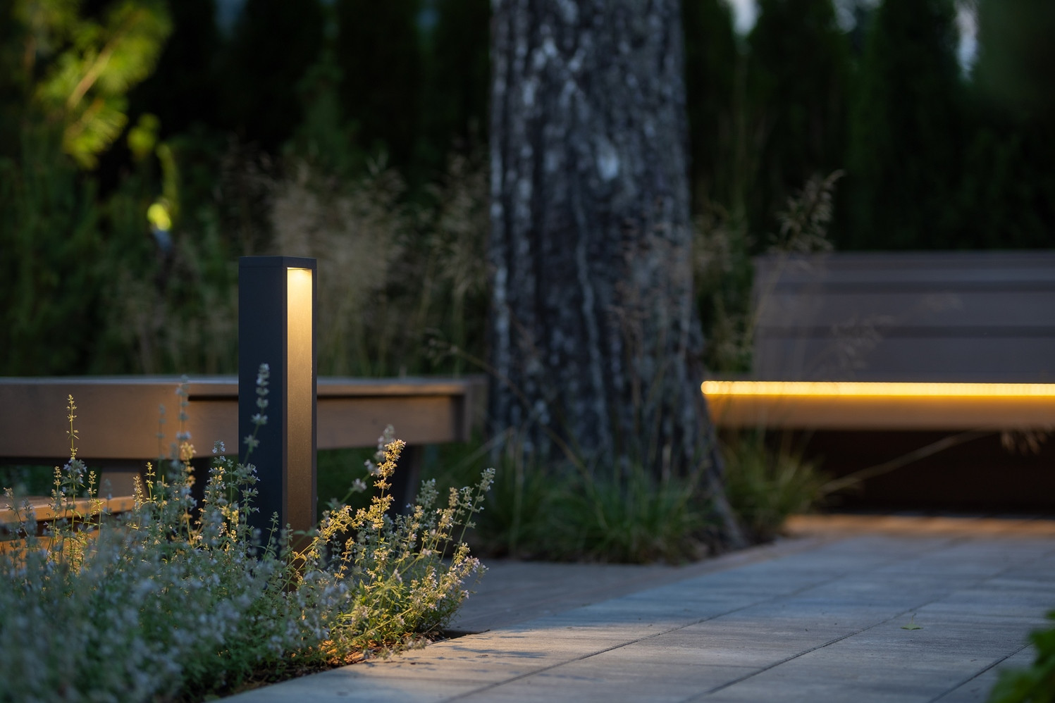 Освещение участка в таунхаусе Park Fonte