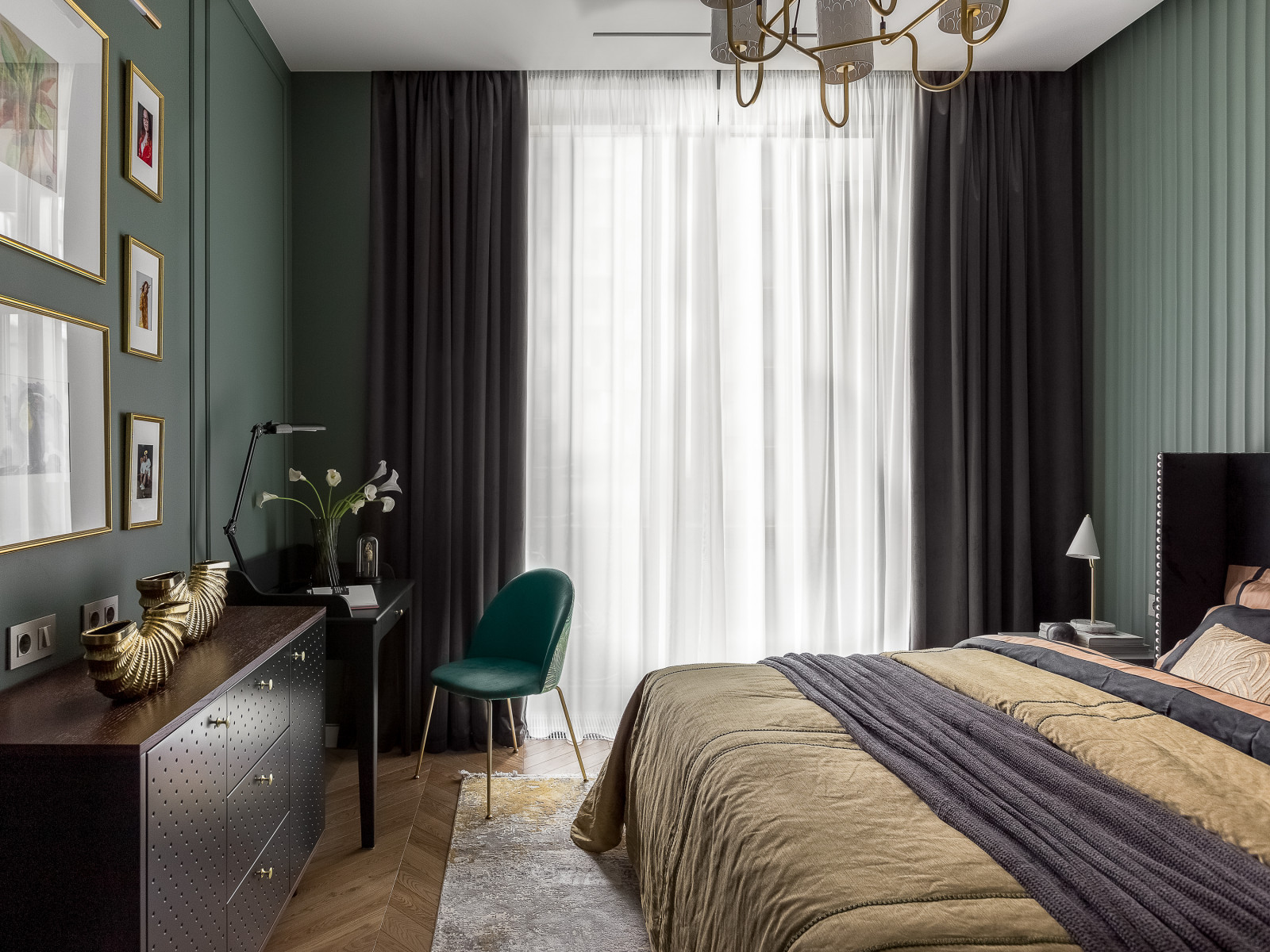 Семейная квартира с интересными дизайнерскими решениями