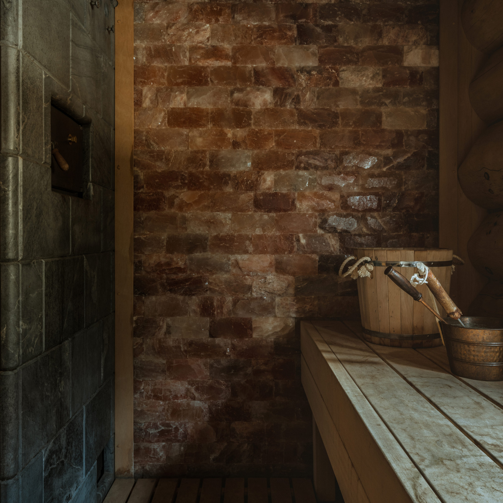 Обложка проекта: Вишера. Соляная стена в бане