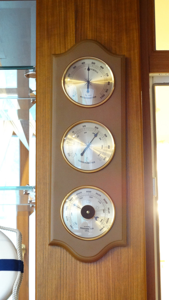 Проект лоджии в стиле интерьера яхты