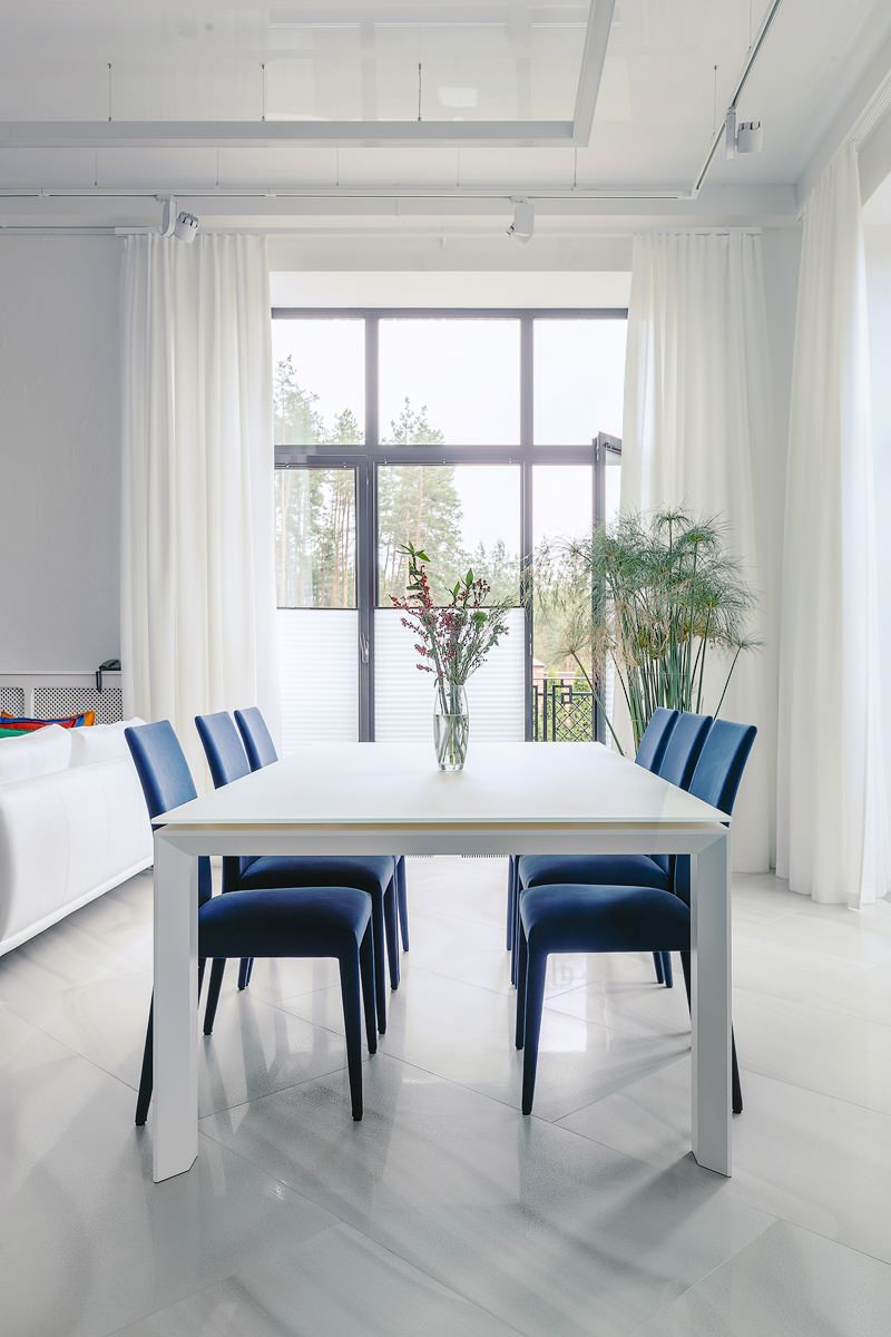 Частный дом в пригороде