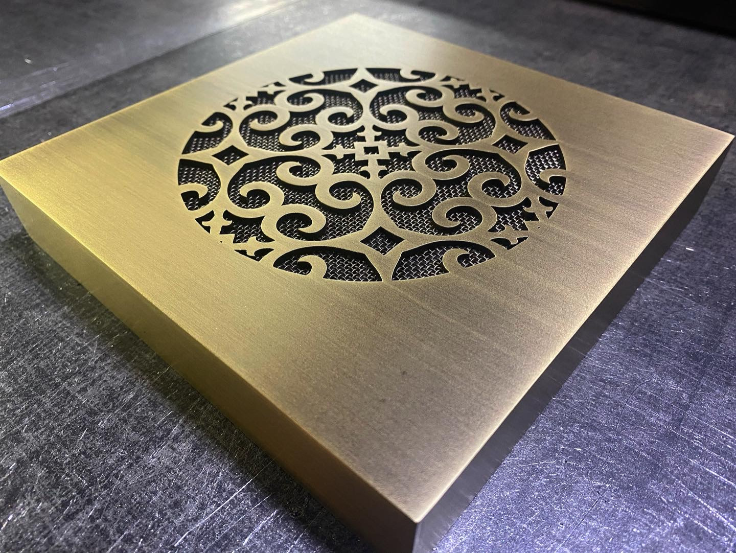 Латунные решётки