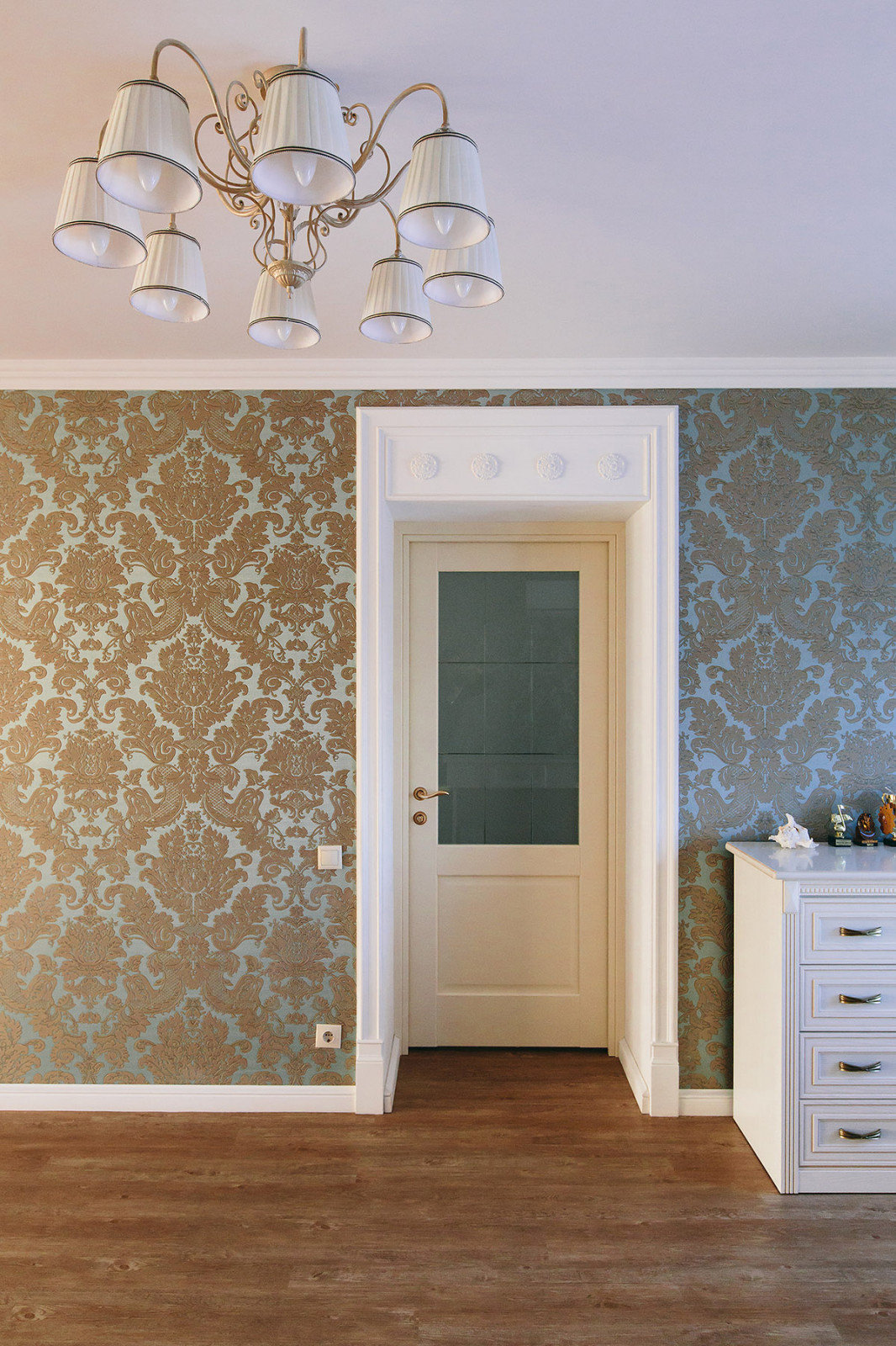 Классика с нотками востока в бирюзе