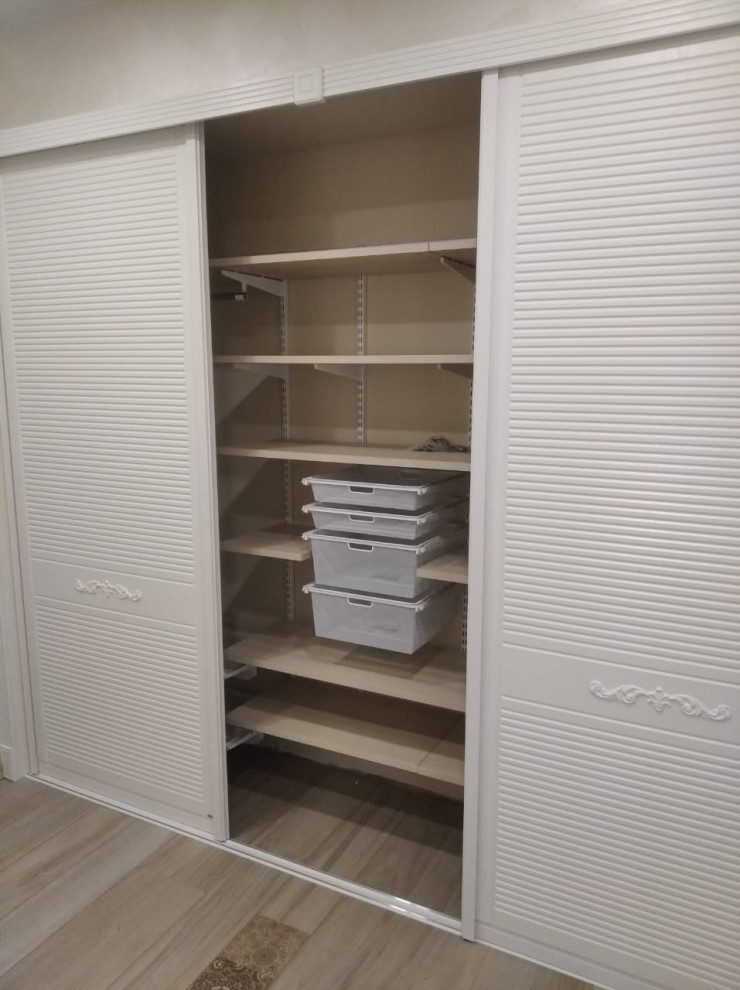 Прихожая в загородном доме