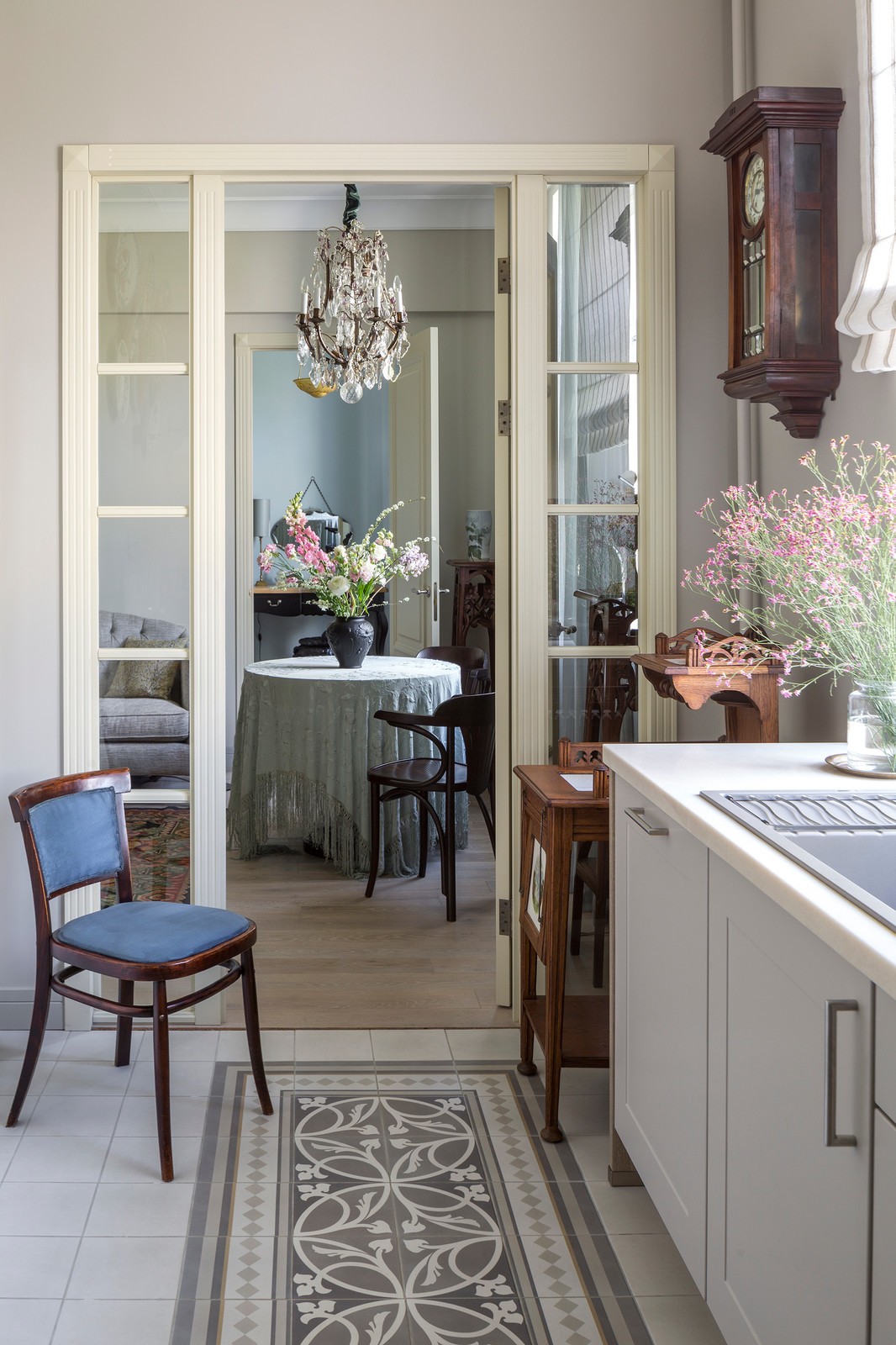 Квартира 80 м2 в старинном доме в центре Москвы