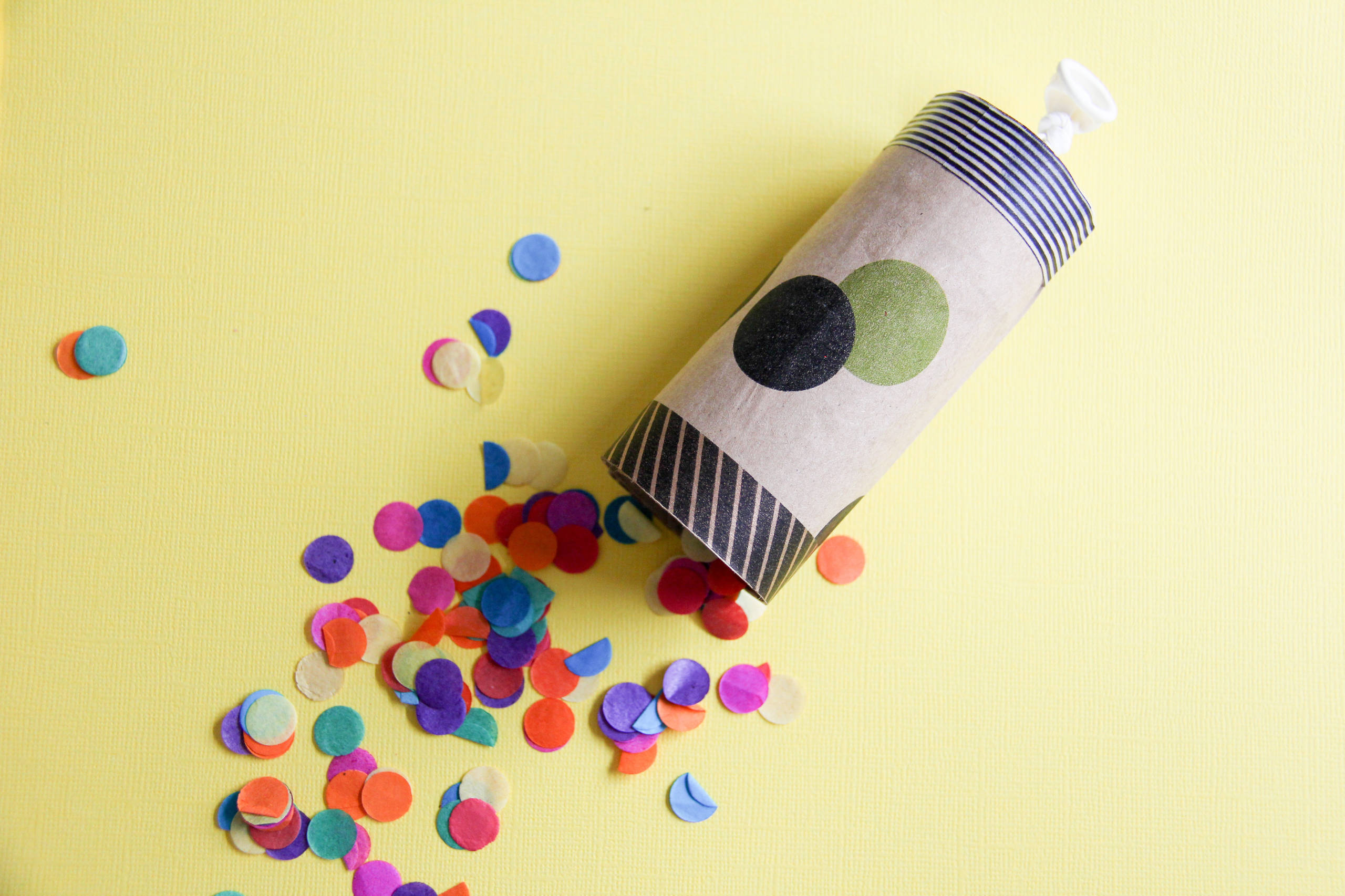 Своими руками: Многоразовые хлопушки к Новому году