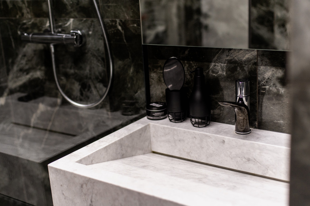 №6. ЖК на Декабрьских событий.