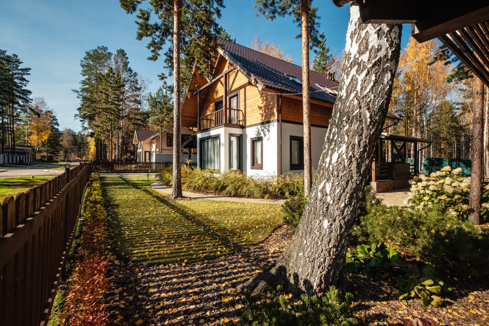 У леса на опушке