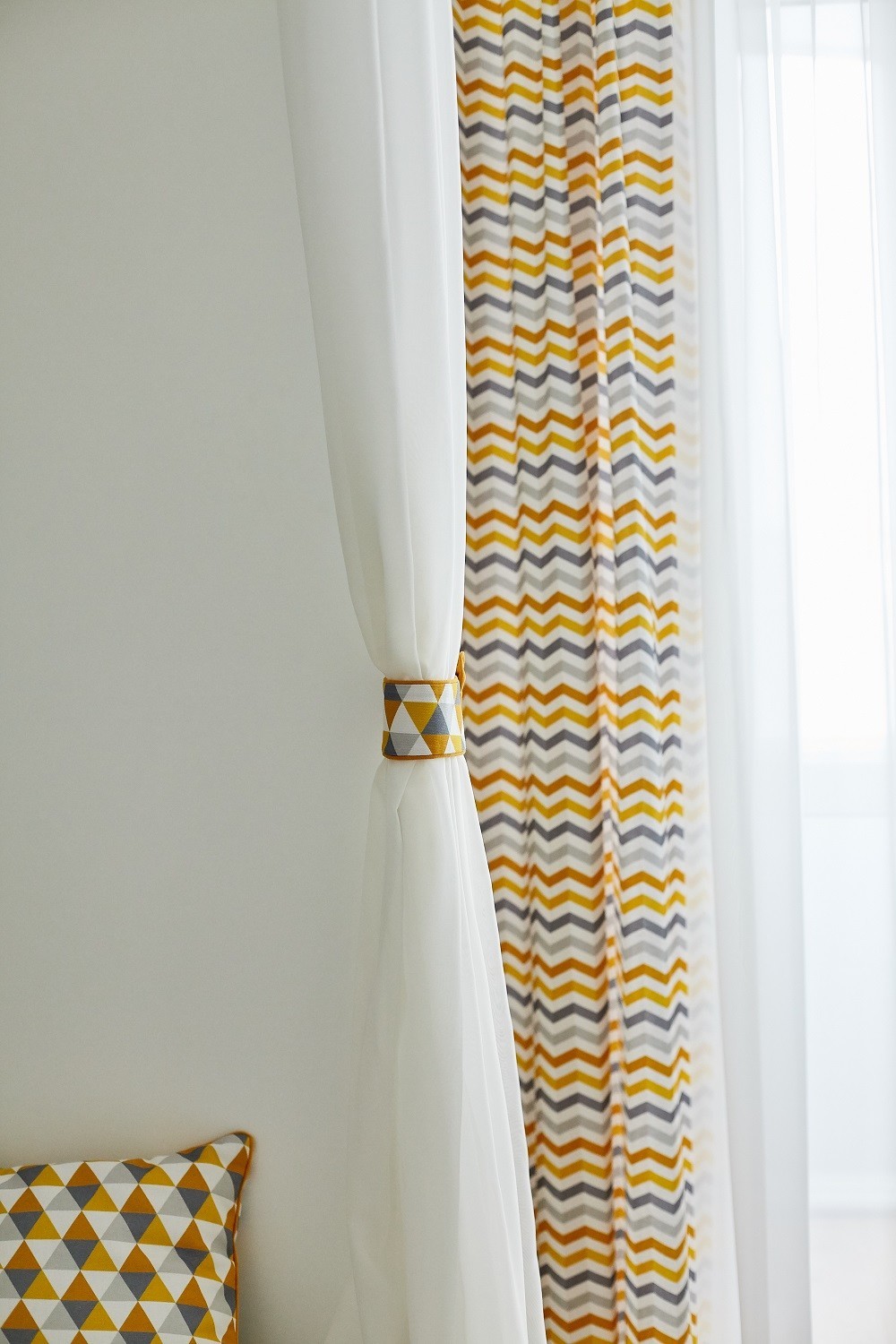 Вопрос: Как рассчитать размер штор на окно