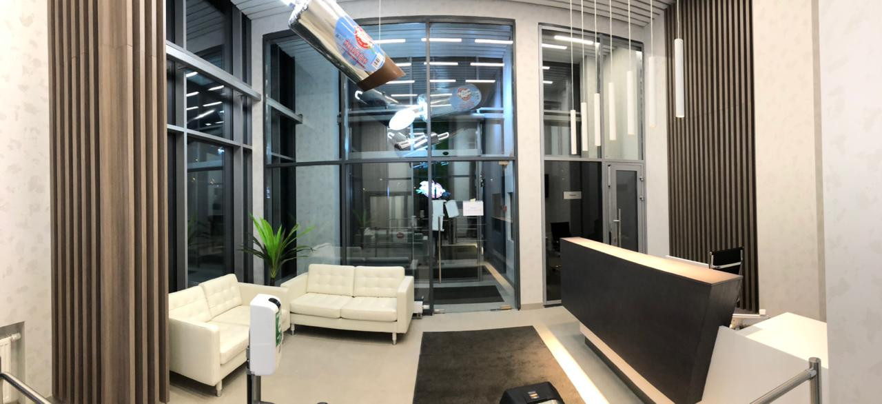 Александр Лазарев