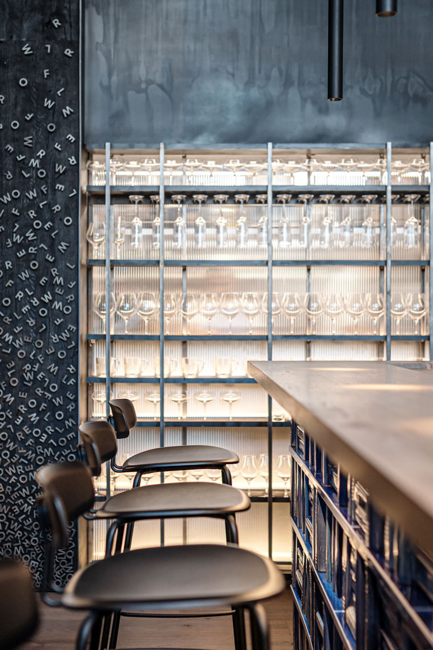 Follower | Restaurant & Bar