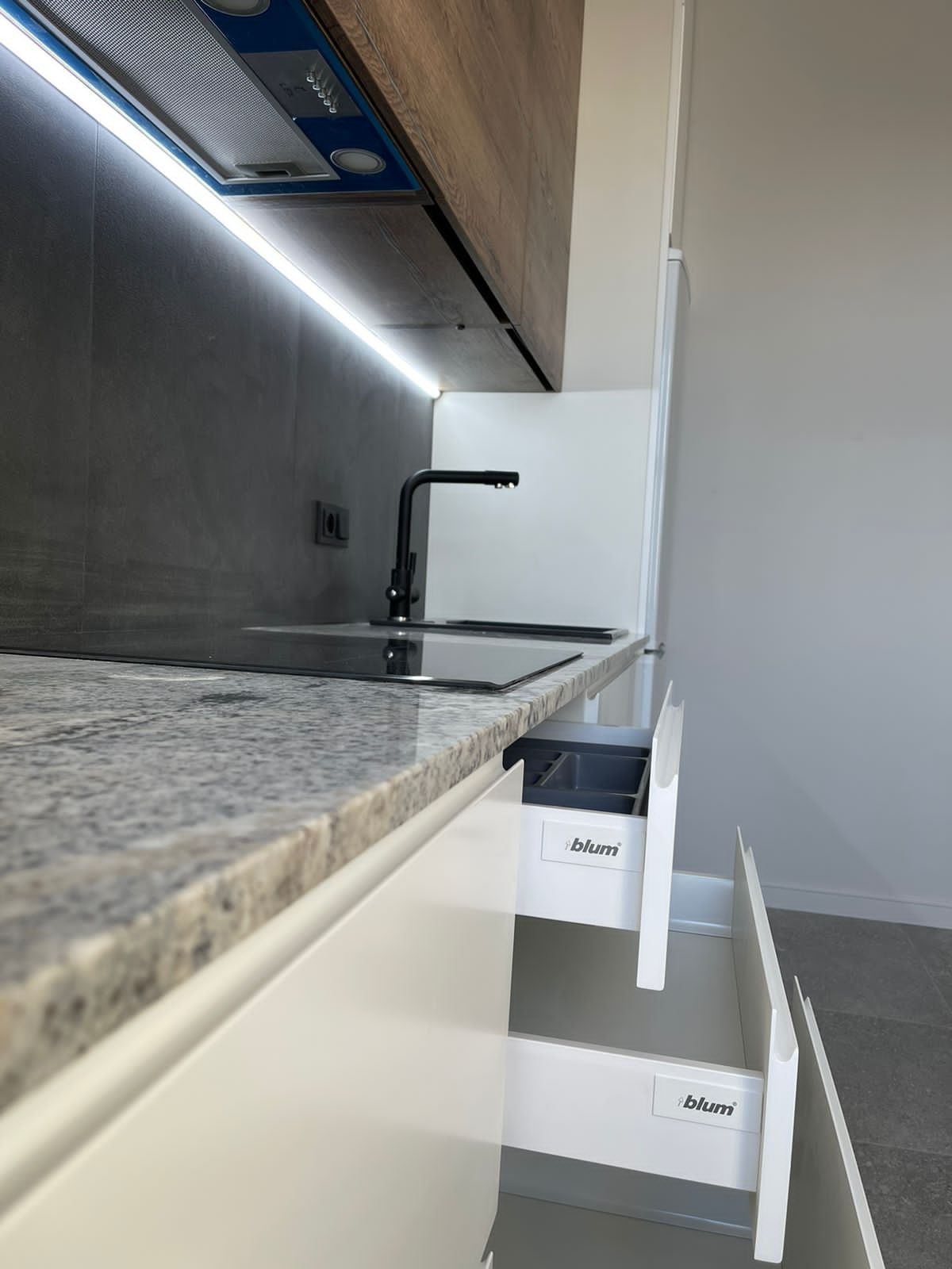 Кухня и мебель на заказ