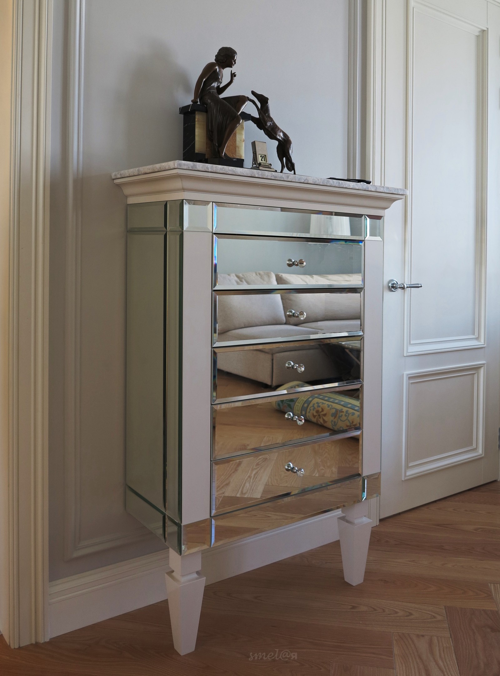 Зеркальная мебель для Евгении