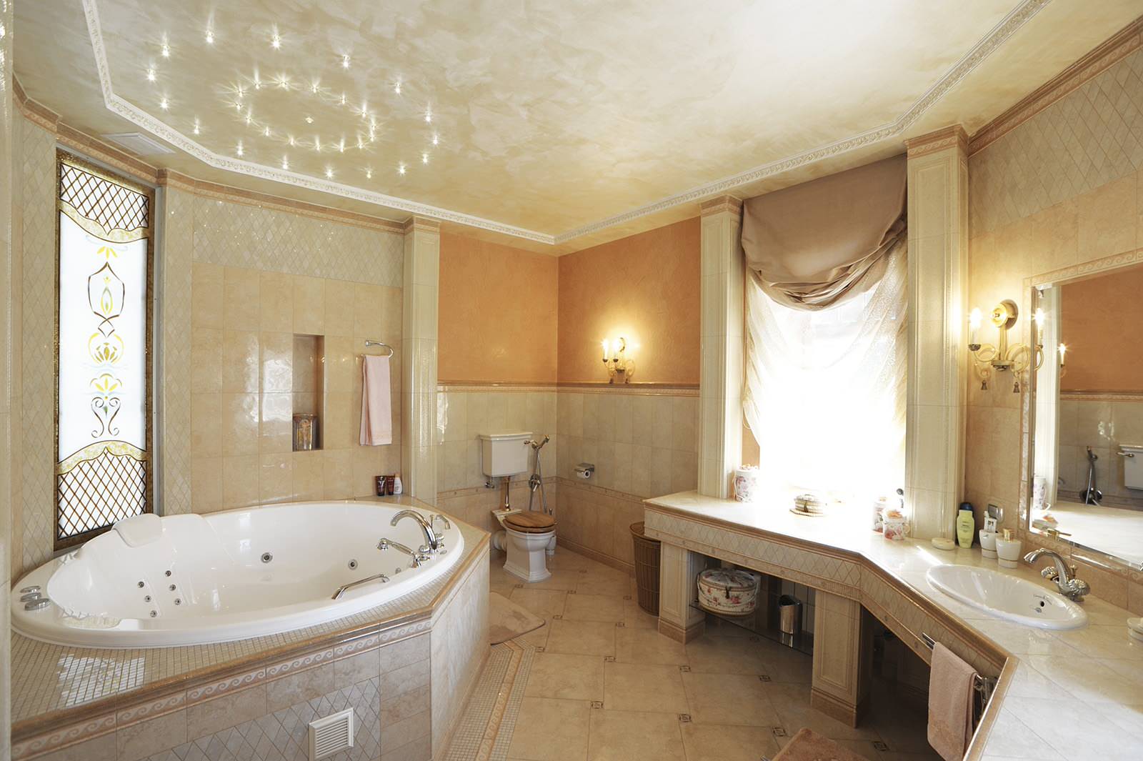 Обложка проекта: Частный коттедж.