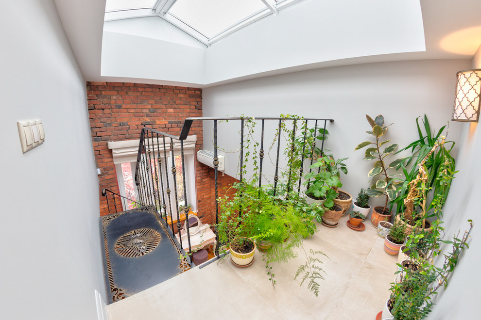 Двухуровневая квартира в центре Москвы