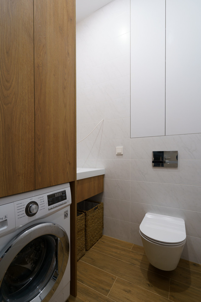 Длинный шкаф для длинного коридора