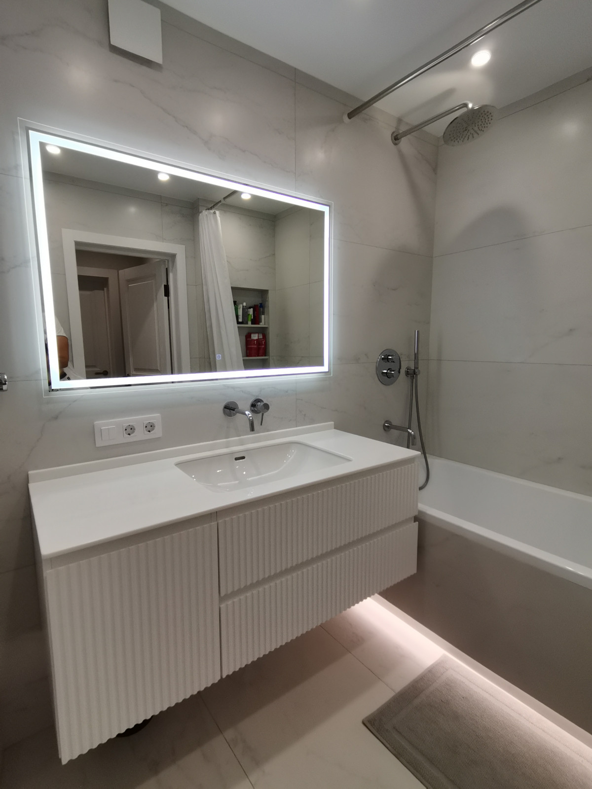 Дизайн интерьера в квартире по ул. Амантая