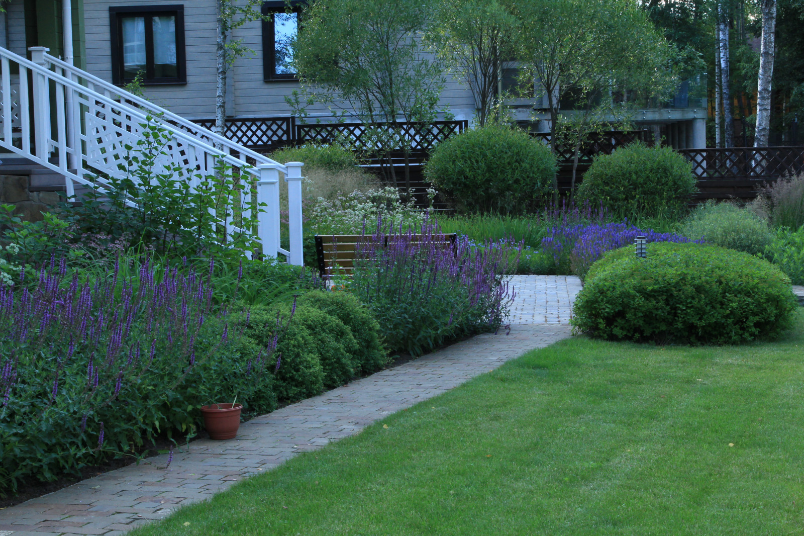 Проект "Волны". Дом у воды