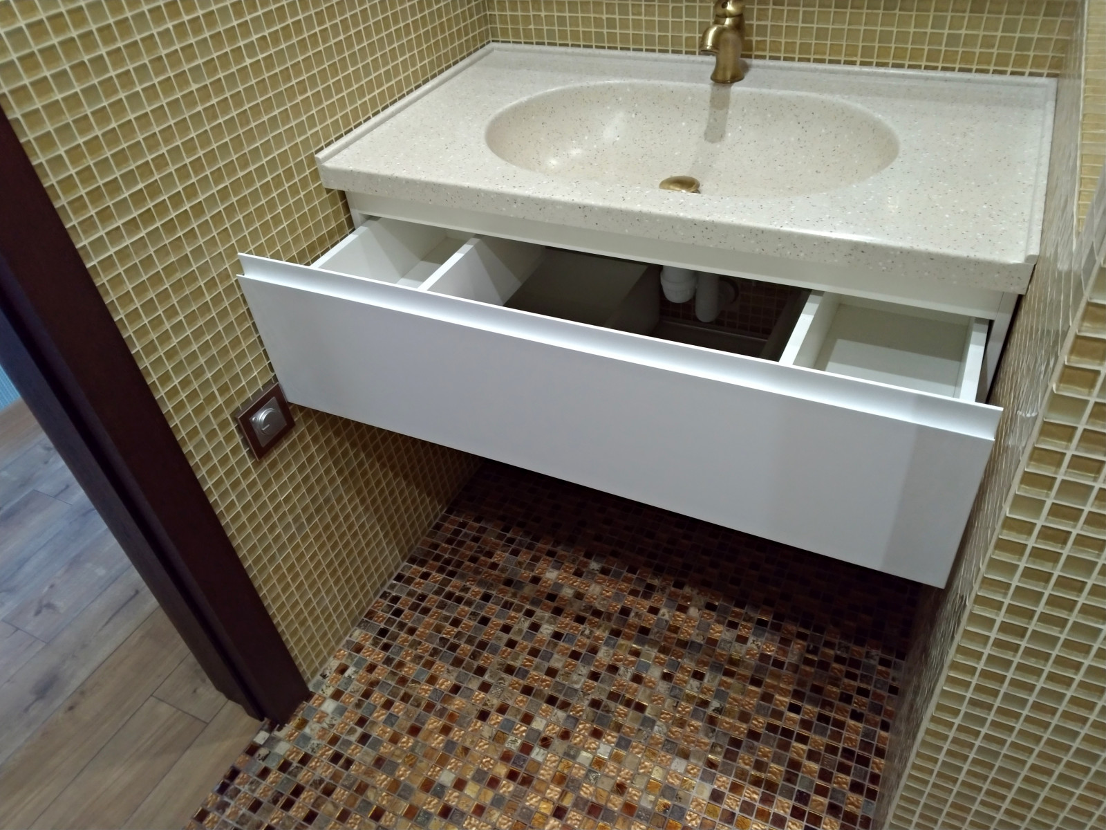 Сокол - тумба с выдвижными ящиками в ванную