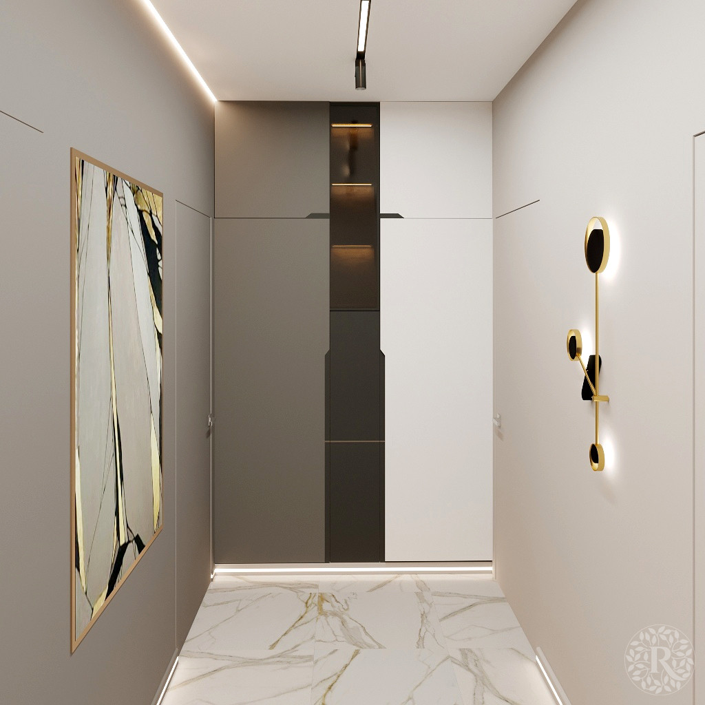 Прихожая в трёхкомнатной квартире в Ярославле