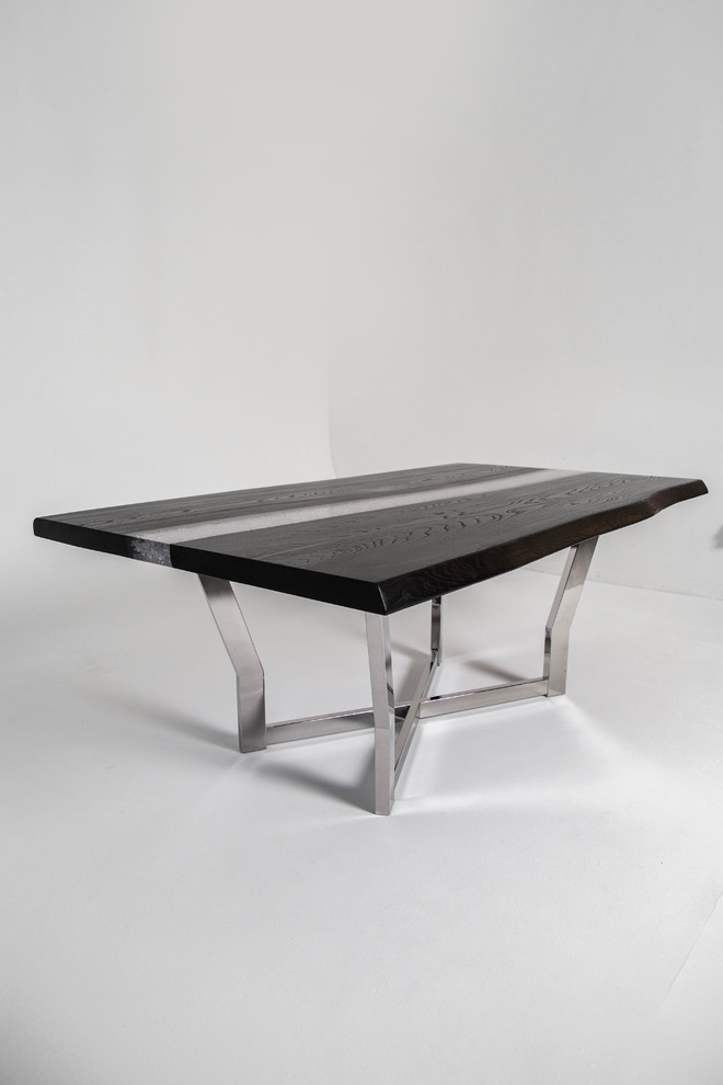 Стол-река из черного ясеня Black Diamond