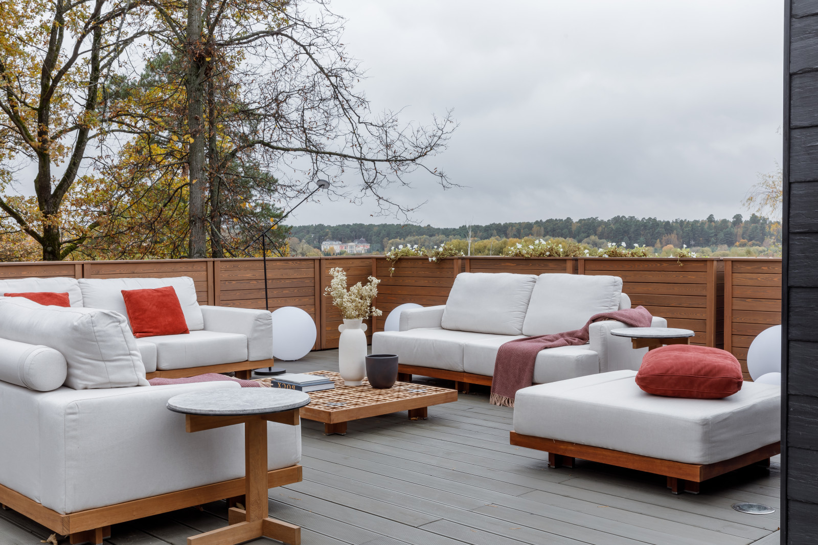 Вилла Forest Residence