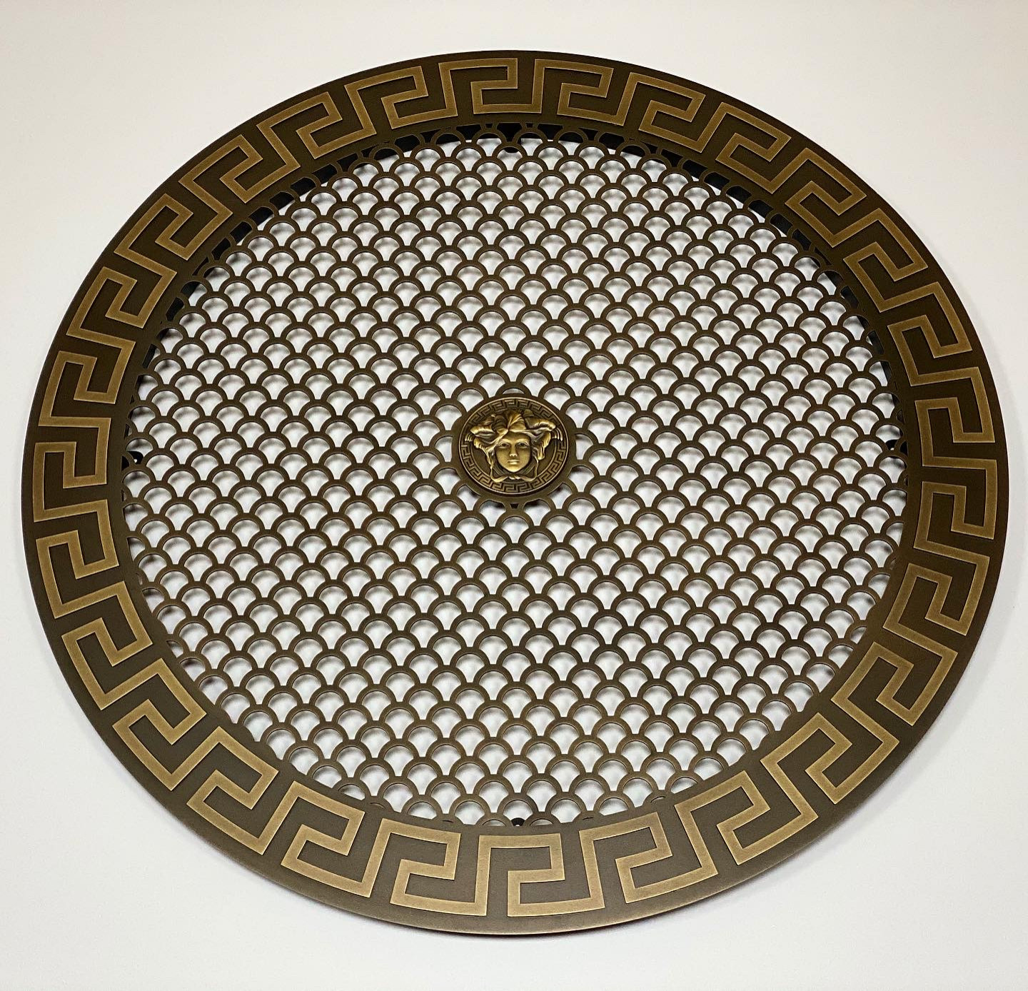 Декоративные решетки Versace